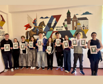 Ambasadorzy na start! Program Złote Szkoły NBP w Trójce